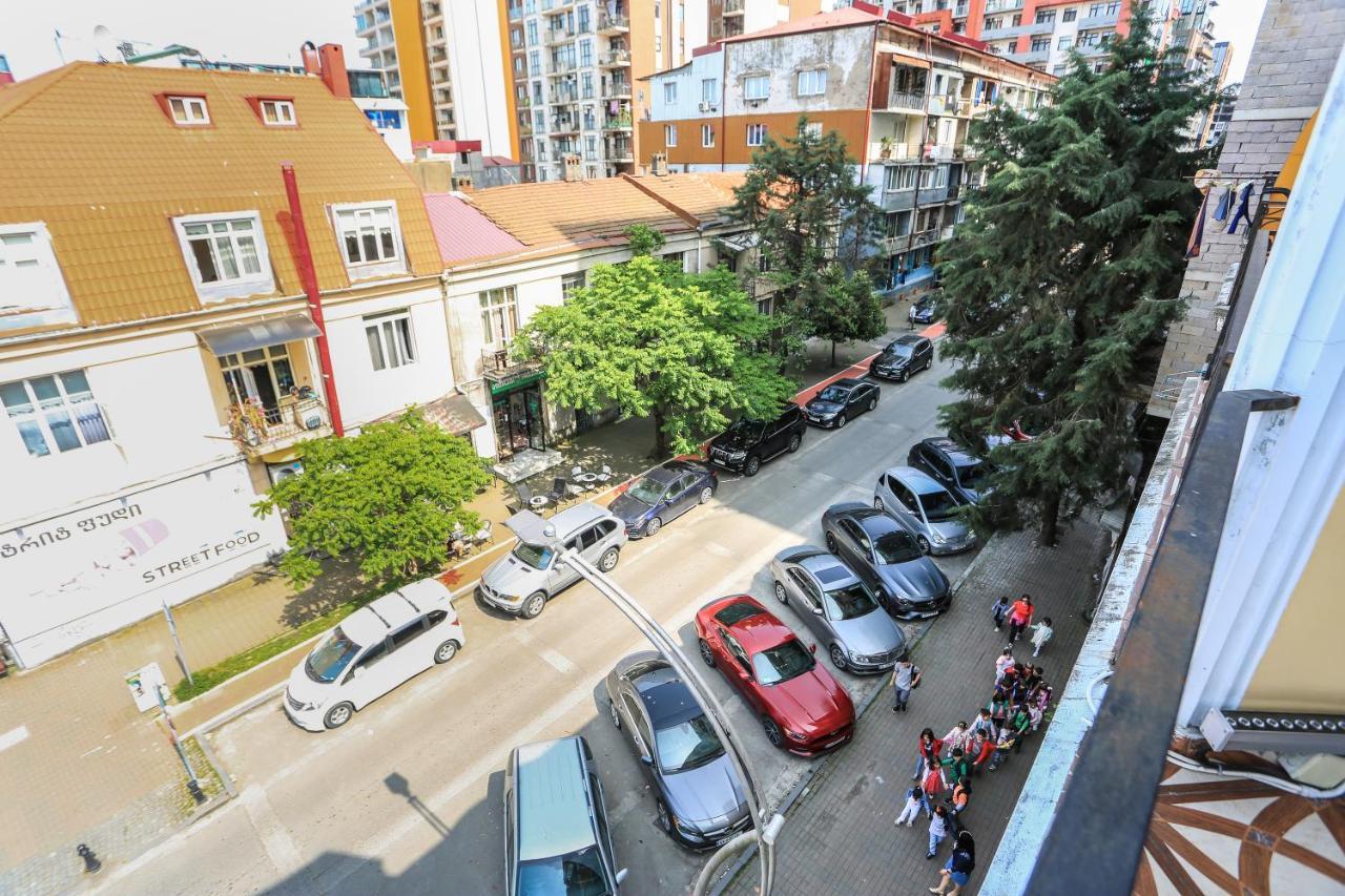 Eiffel Hotel Batumi Luaran gambar